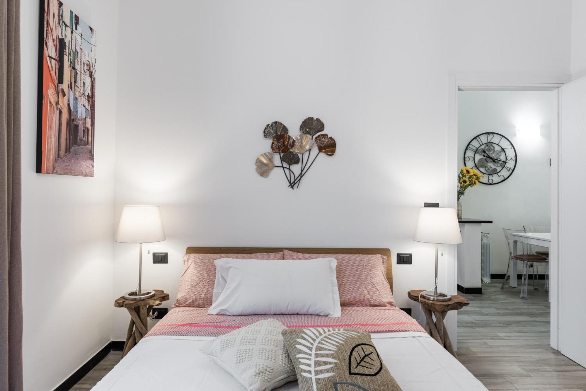 Acquario 5 Minuti, 1Br , Free A-C, Wifi & Netflix "City Center" By Tilo Genoa Bagian luar foto