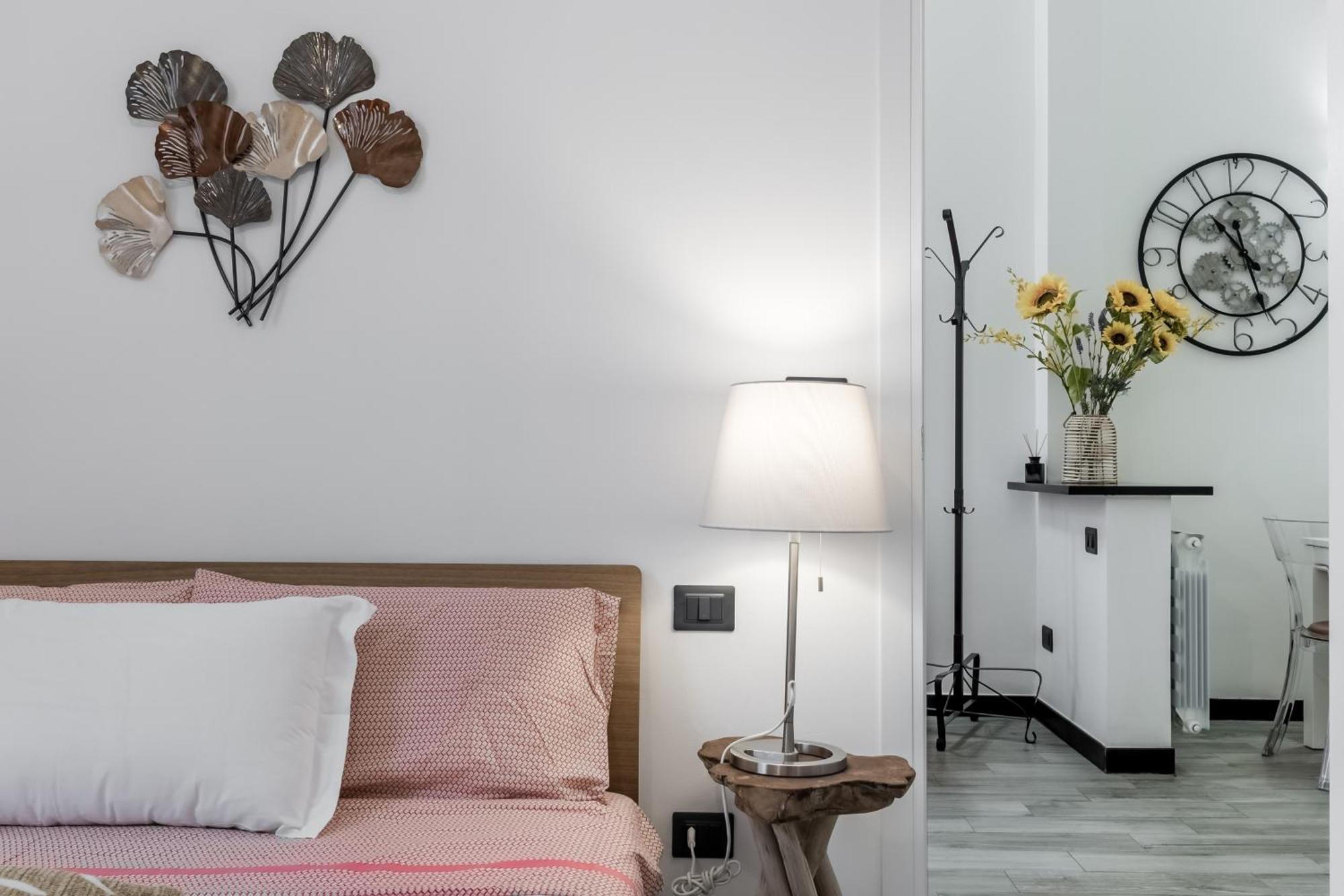 Acquario 5 Minuti, 1Br , Free A-C, Wifi & Netflix "City Center" By Tilo Genoa Bagian luar foto